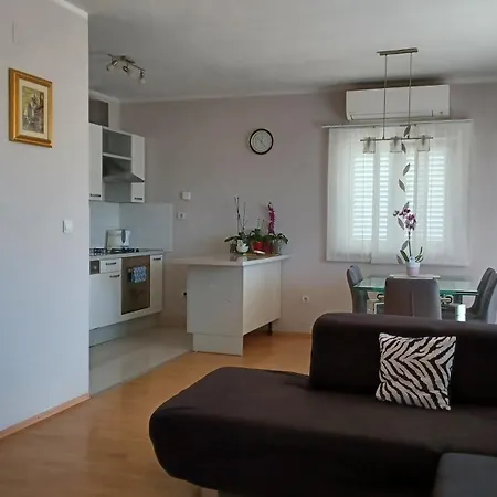 Apartmán 255 *